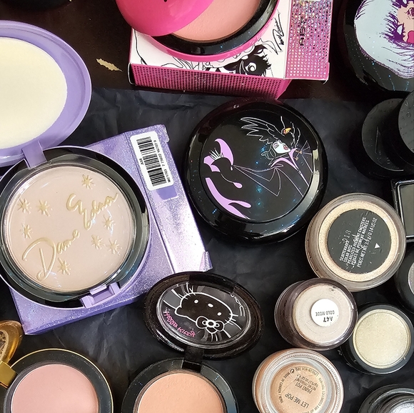 Tons of mac makeup price js for whole lot - Picture 4 of 6